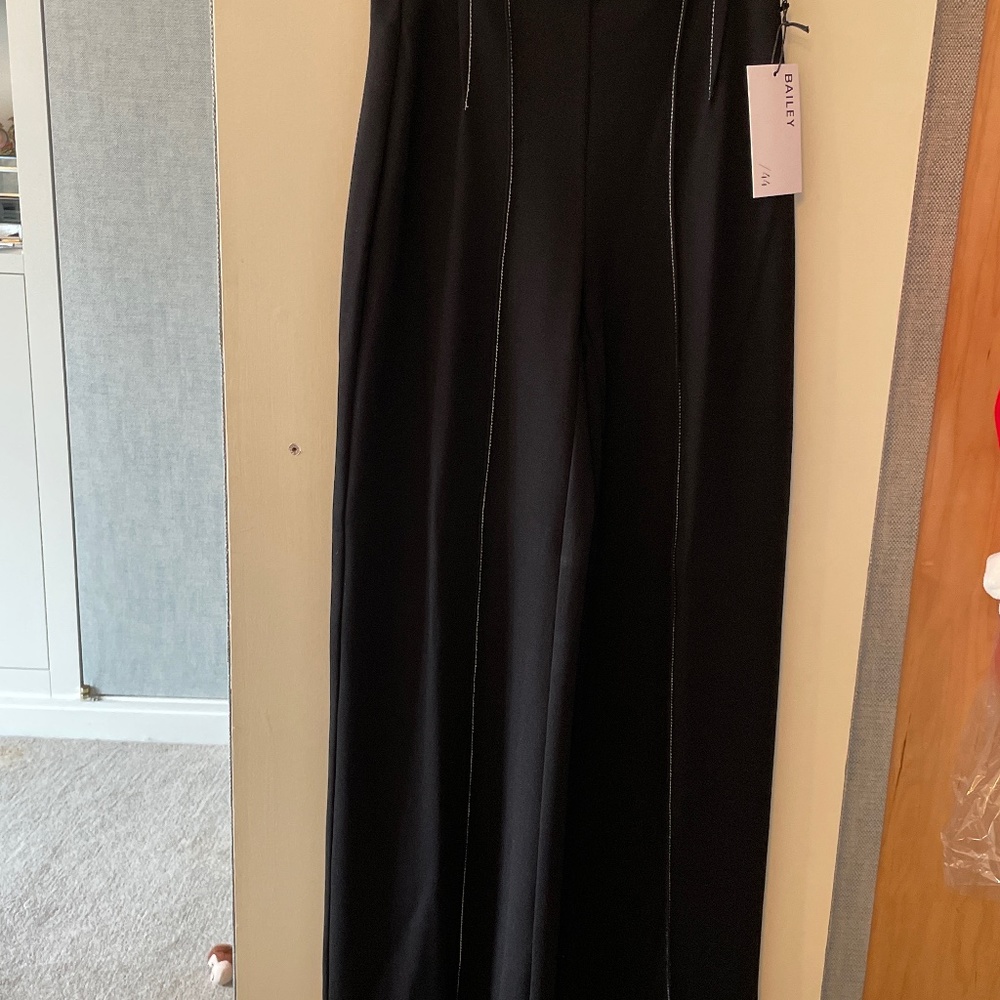 Wide leg pants
